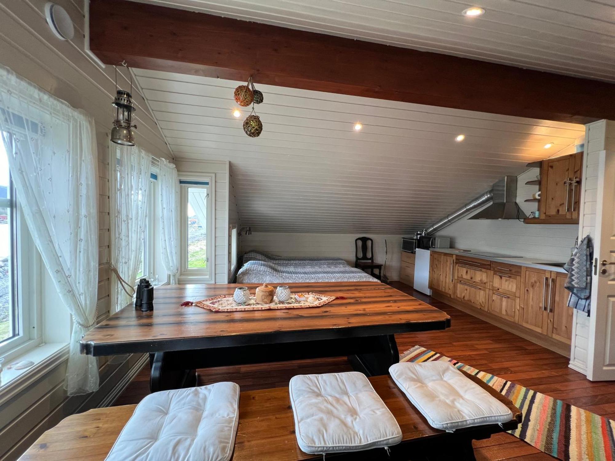 Visit Leif At Senja Homestay Gibostad