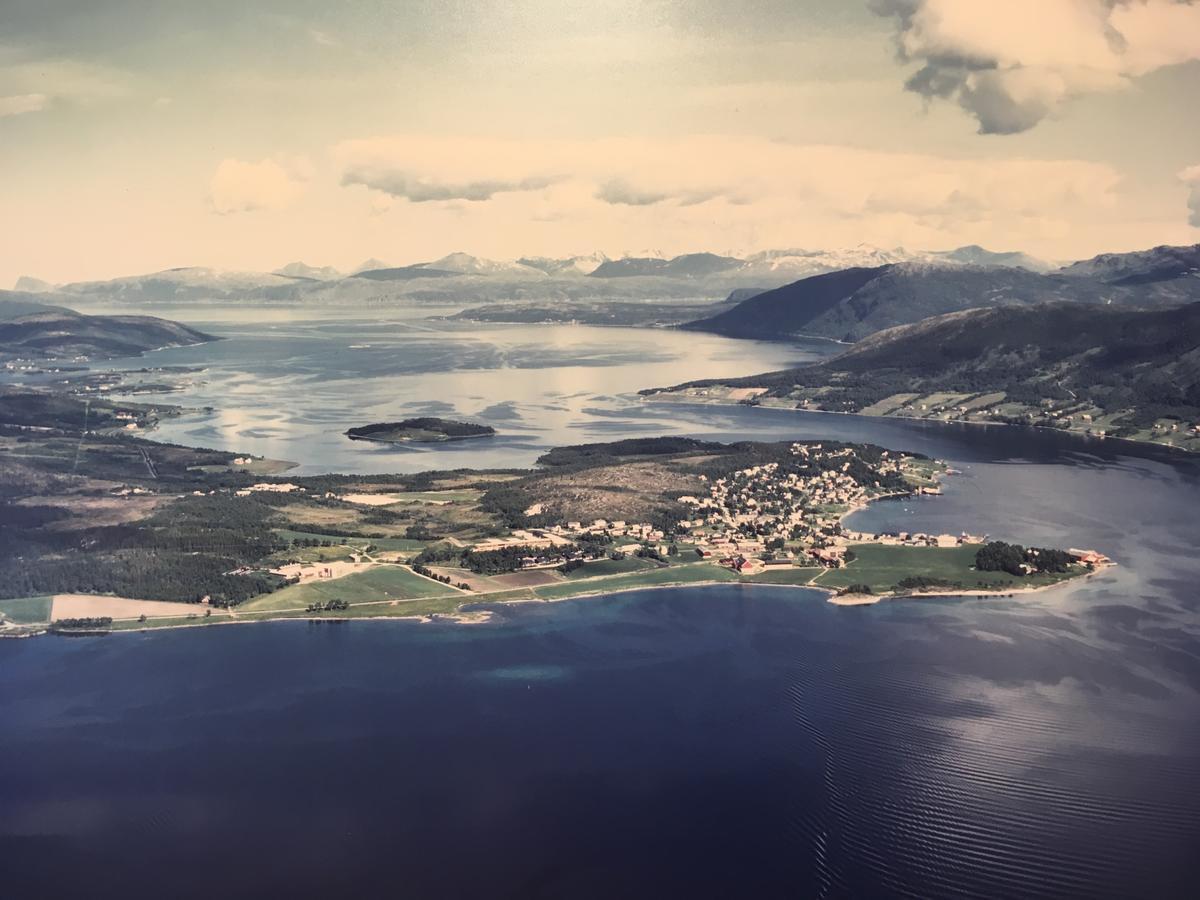 Проживание в семье Visit Leif At Senja *